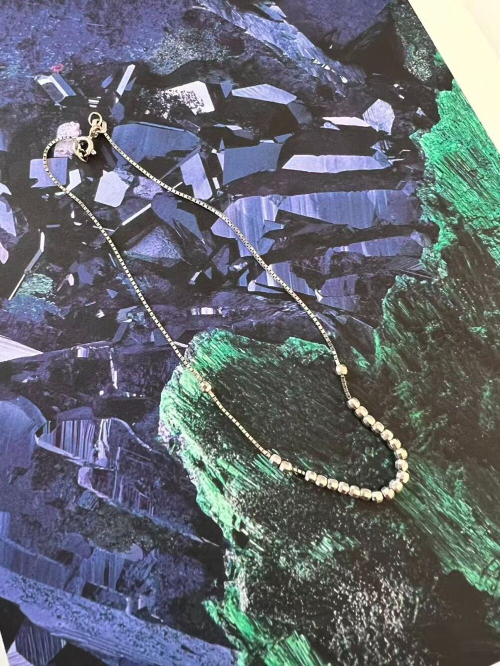 Vintage 18K White Gold Small Bead Anklet In Almost New Condition